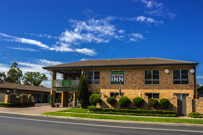 Cousins Motor Inn Inverell